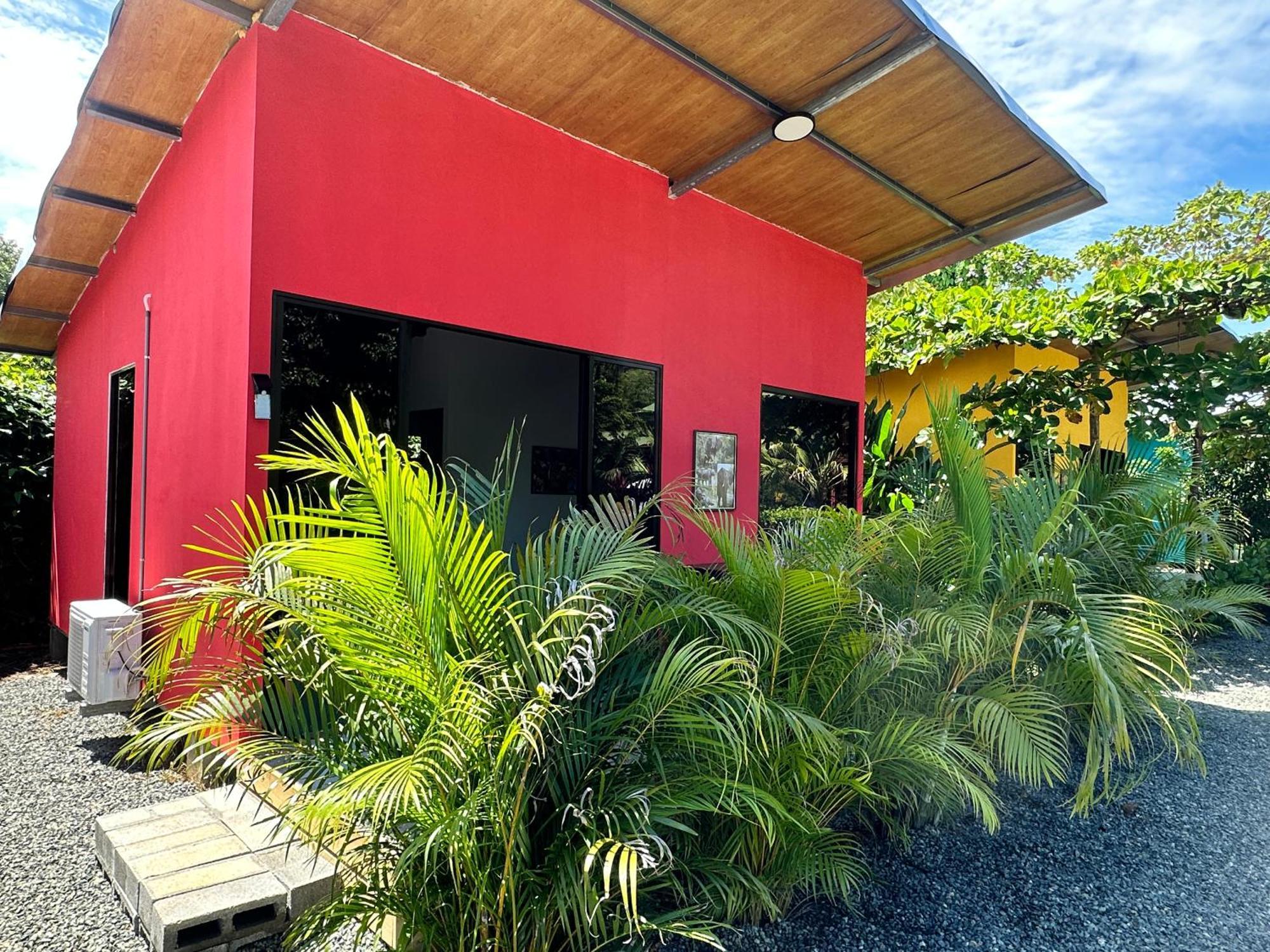 Uvita Oasis Retreat With Villa Cabins And Apartment المظهر الخارجي الصورة