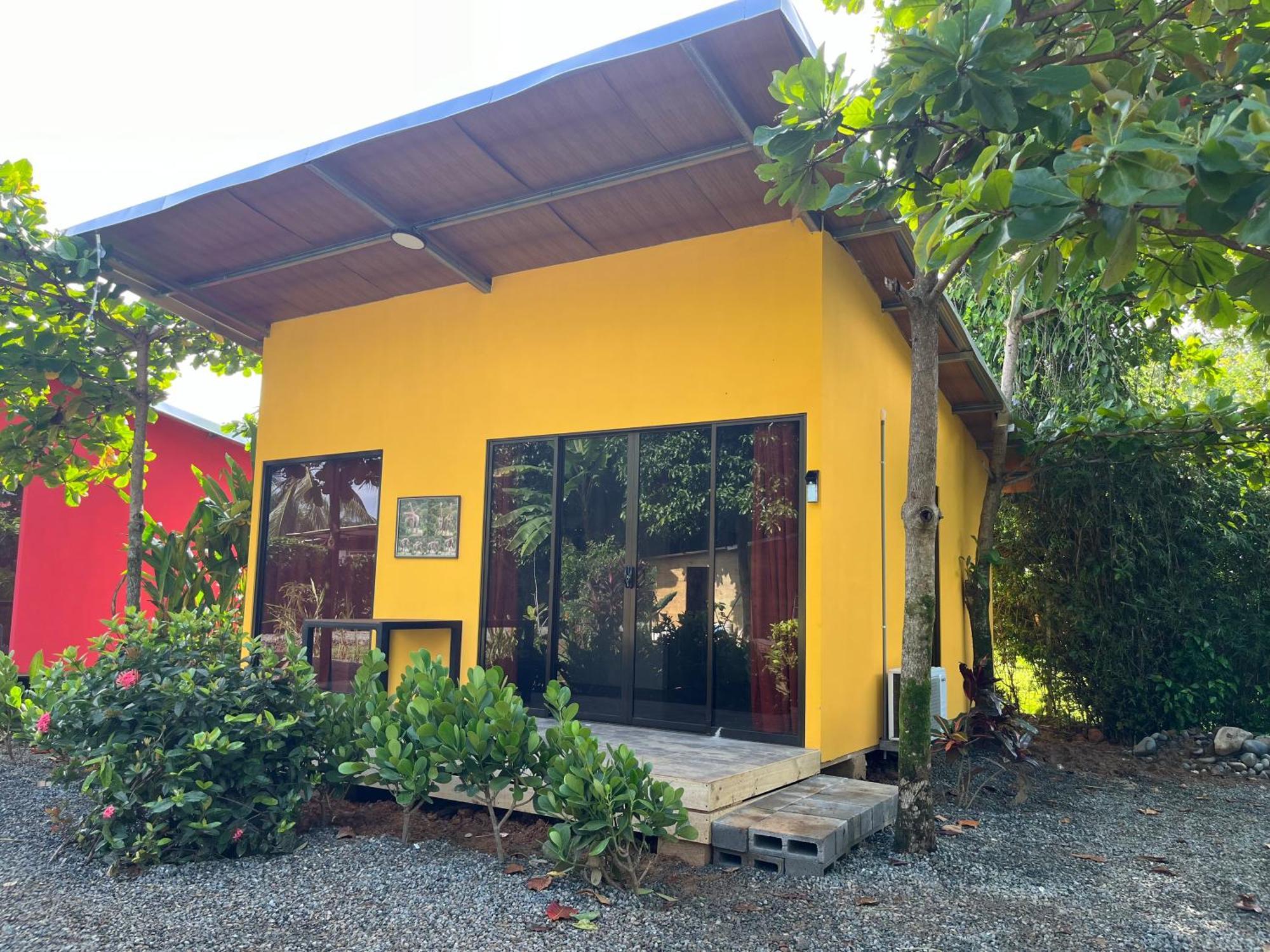Uvita Oasis Retreat With Villa Cabins And Apartment المظهر الخارجي الصورة